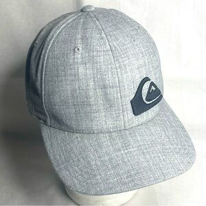 Quicksilver Thick Logo Fitted Hat Stretch Flexfit Size S/M Great Twill Black Cap